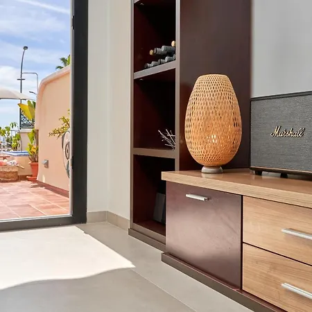 1st Line Burriana Apartament Nerja
